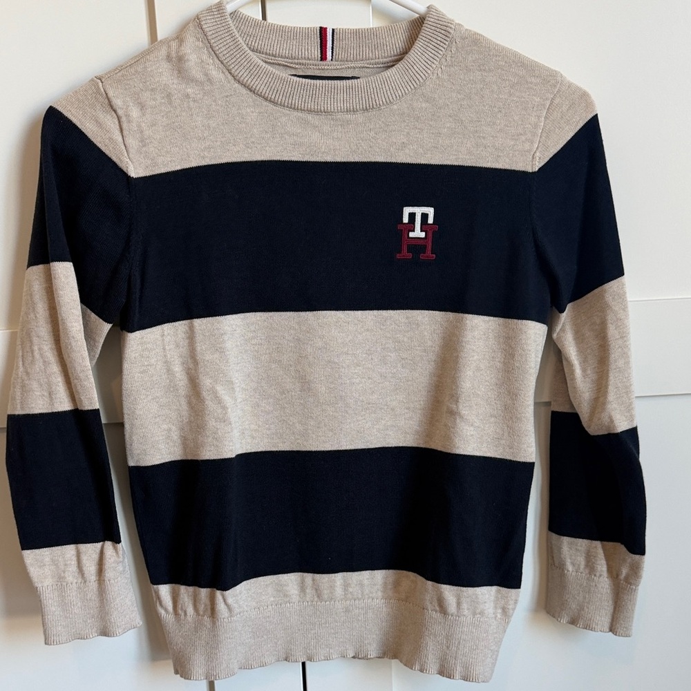 Tommy Hilfiger boys Sweater size 8/10 Medium